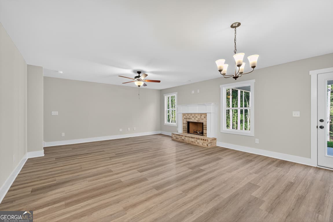 4 bedroom, 2.5 bathroom, 2,200 sq ft single family residence for sale at 77 Sugar Maple Way 44, Colbert, GA 30628 — photo 6