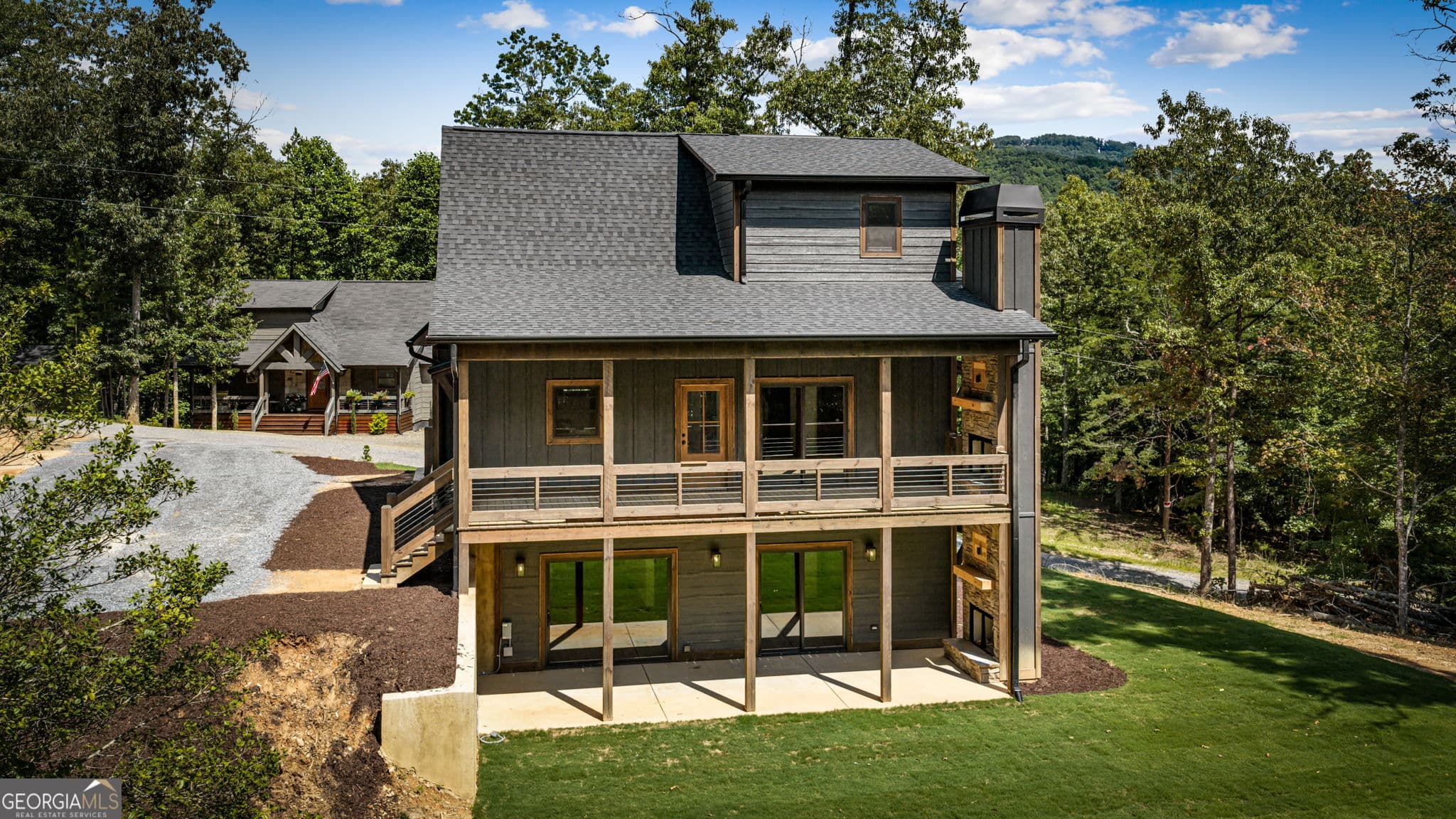 3 bedroom, 3 bathroom, 2,300 sq ft single family residence for sale at 45 Wildflower Drive, Mineral Bluff, GA 30559 — photo 7