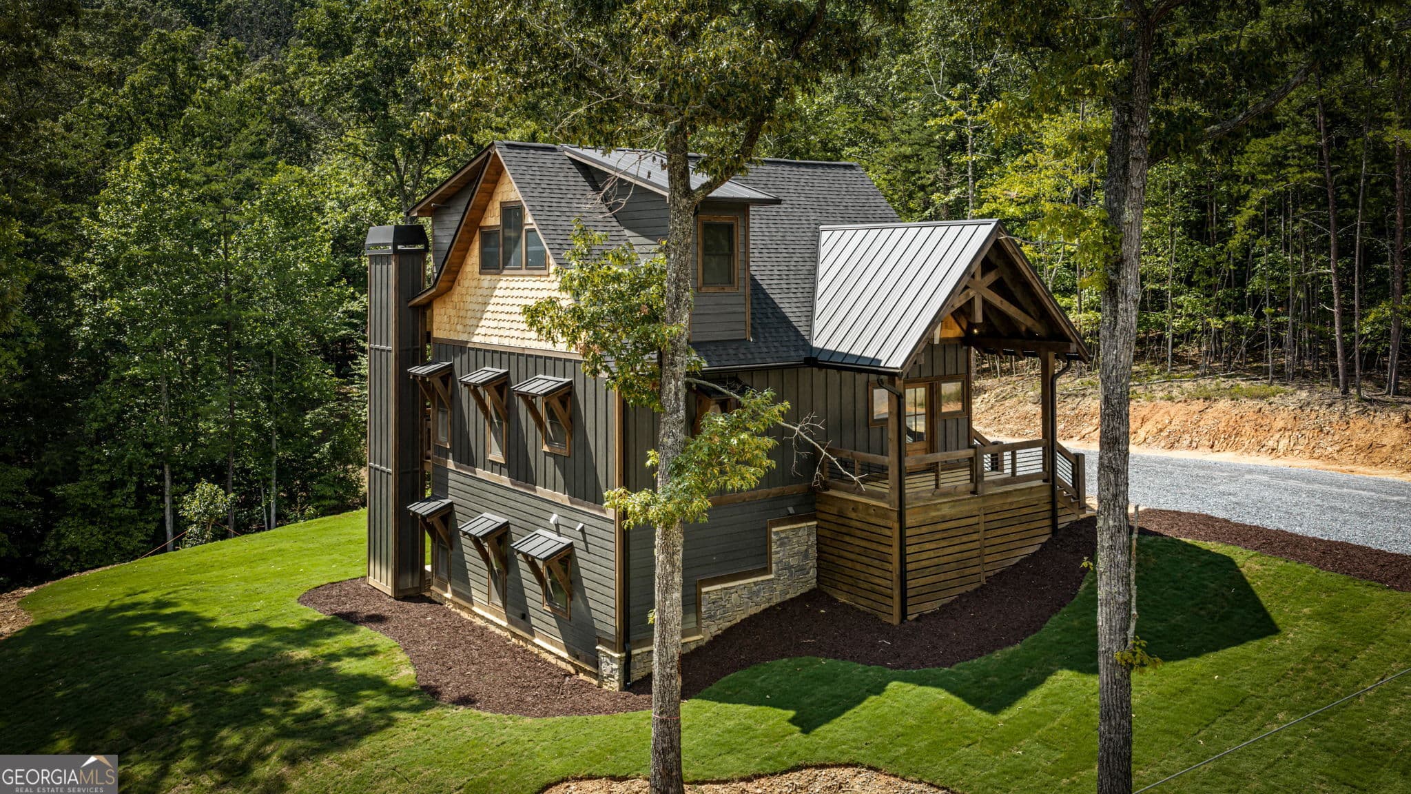 3 bedroom, 3 bathroom, 2,300 sq ft single family residence for sale at 45 Wildflower Drive, Mineral Bluff, GA 30559 — photo 5