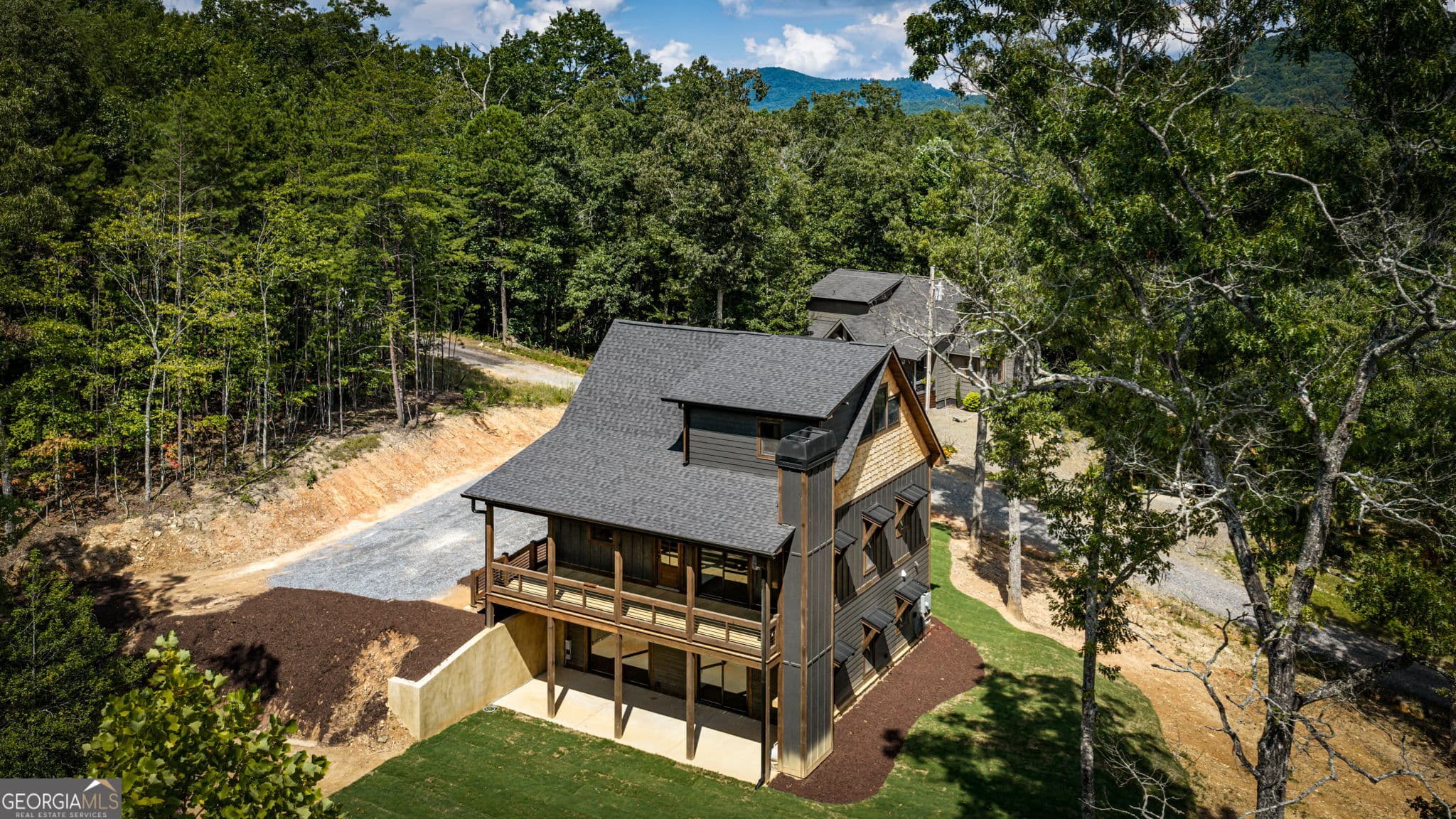 3 bedroom, 3 bathroom, 2,300 sq ft single family residence for sale at 45 Wildflower Drive, Mineral Bluff, GA 30559 — photo 10
