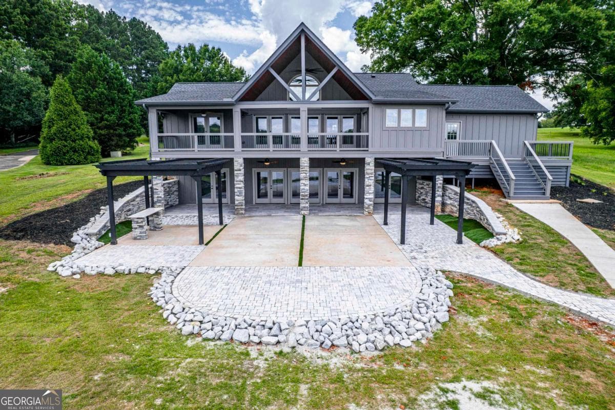 5 bedroom, 3 bathroom, 3,500 sq ft single family residence for sale at 2560 Swords Road, Greensboro, GA 30642 — photo 2