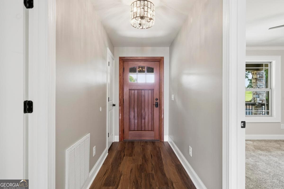 5 bedroom, 3 bathroom, 3,500 sq ft single family residence for sale at 2560 Swords Road, Greensboro, GA 30642 — photo 6