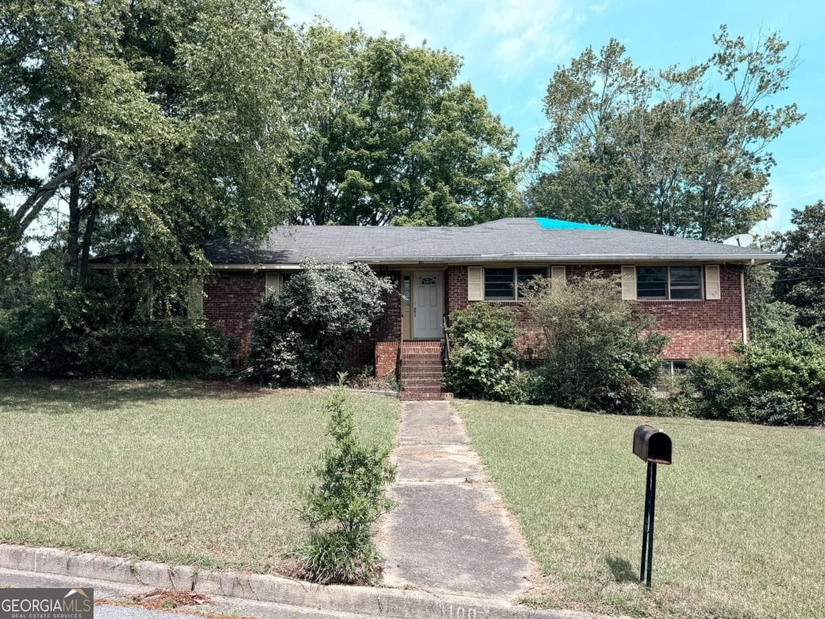 3 bedroom, 2 bathroom, 1,820 sq ft single family residence sold at 100 Rimel Lane, Atlanta, GA 30349