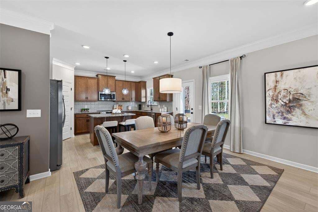 4 bedroom, 2.5 bathroom, 2,372 sq ft single family residence for sale at 3 Naverre Circle, Rome, GA 30165 — photo 10