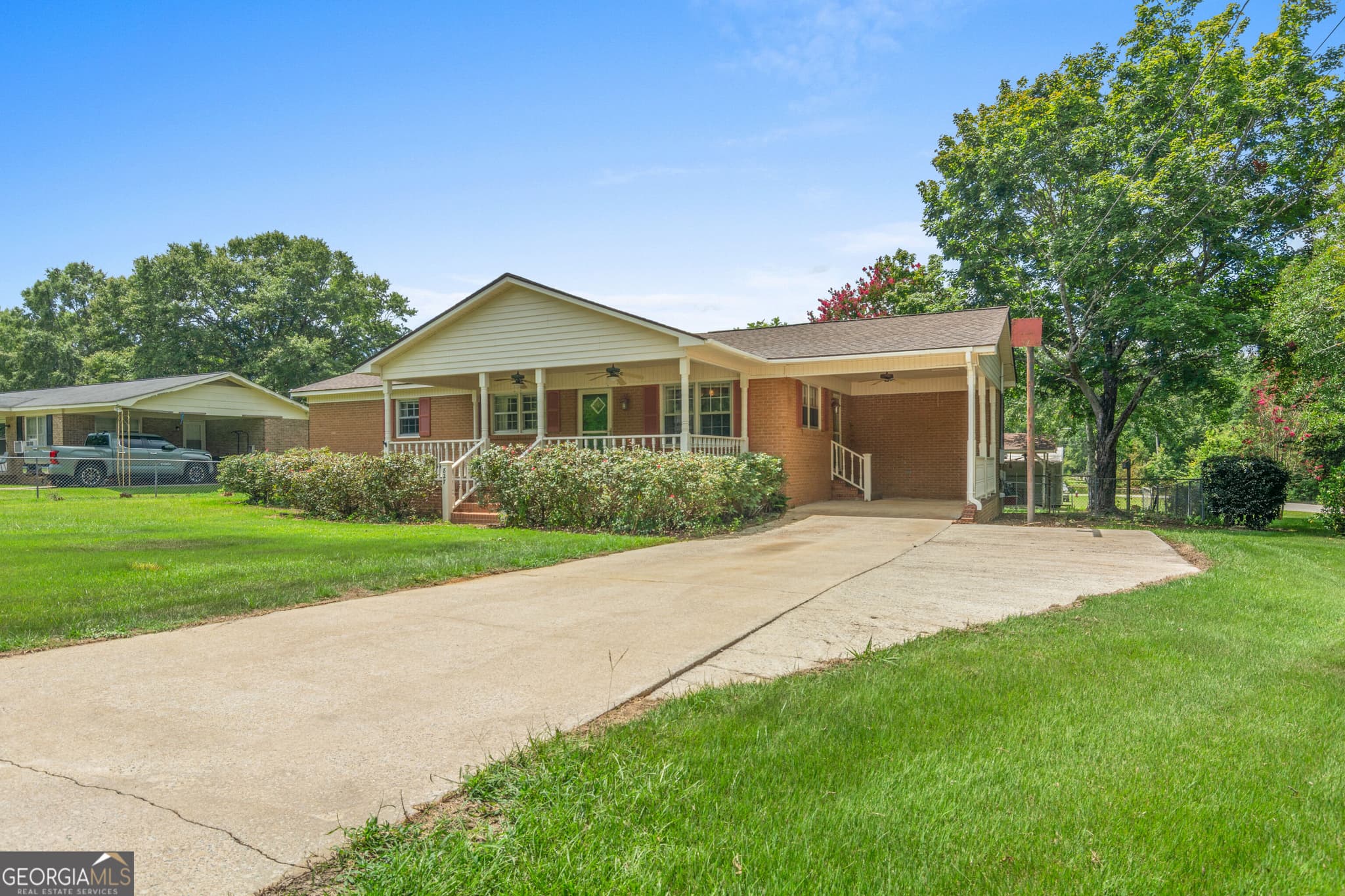 3 bedroom, 1.5 bathroom, 1,259 sq ft single family residence under contract at 827 Betty Street, Sandersville, GA 31082 — photo 4
