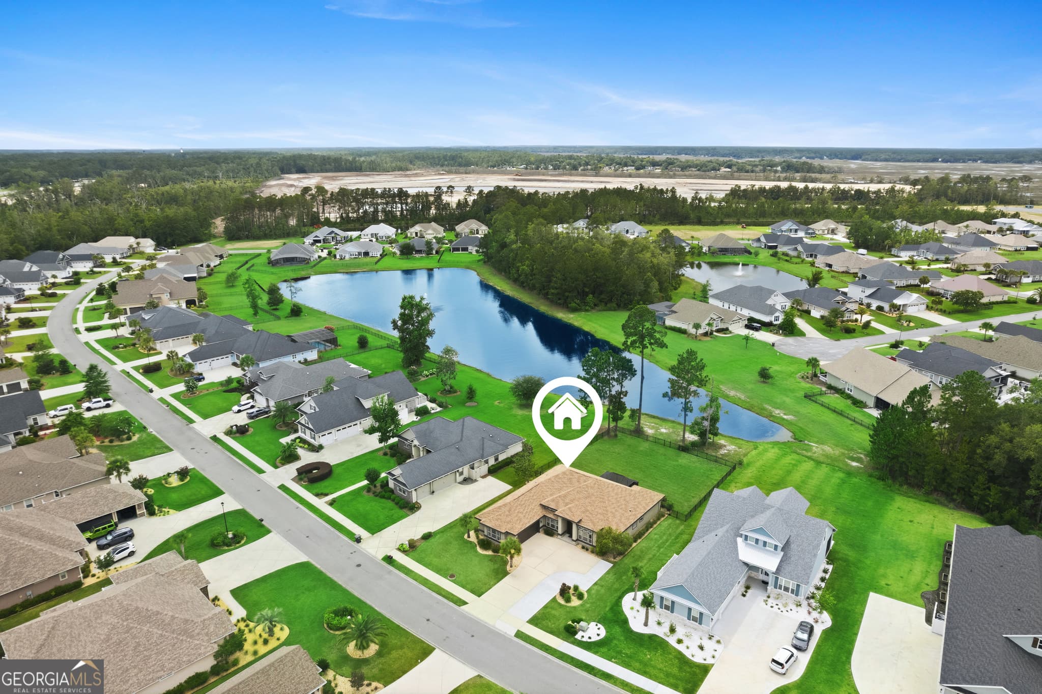 4 bedroom, 2 bathroom, 2,028 sq ft single family residence for sale at 214 Fiddlers Cove Drive, Kingsland, GA 31548 — photo 2