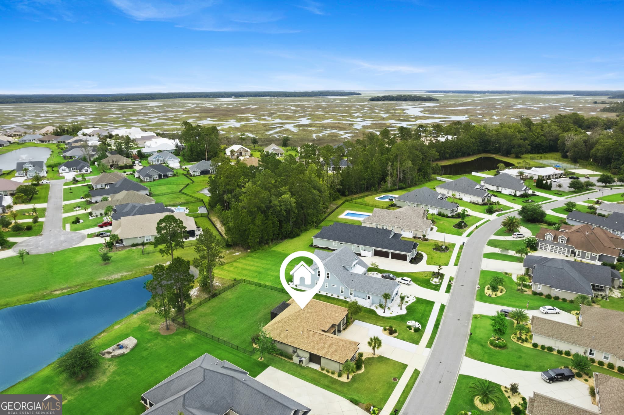 4 bedroom, 2 bathroom, 2,028 sq ft single family residence for sale at 214 Fiddlers Cove Drive, Kingsland, GA 31548 — photo 3