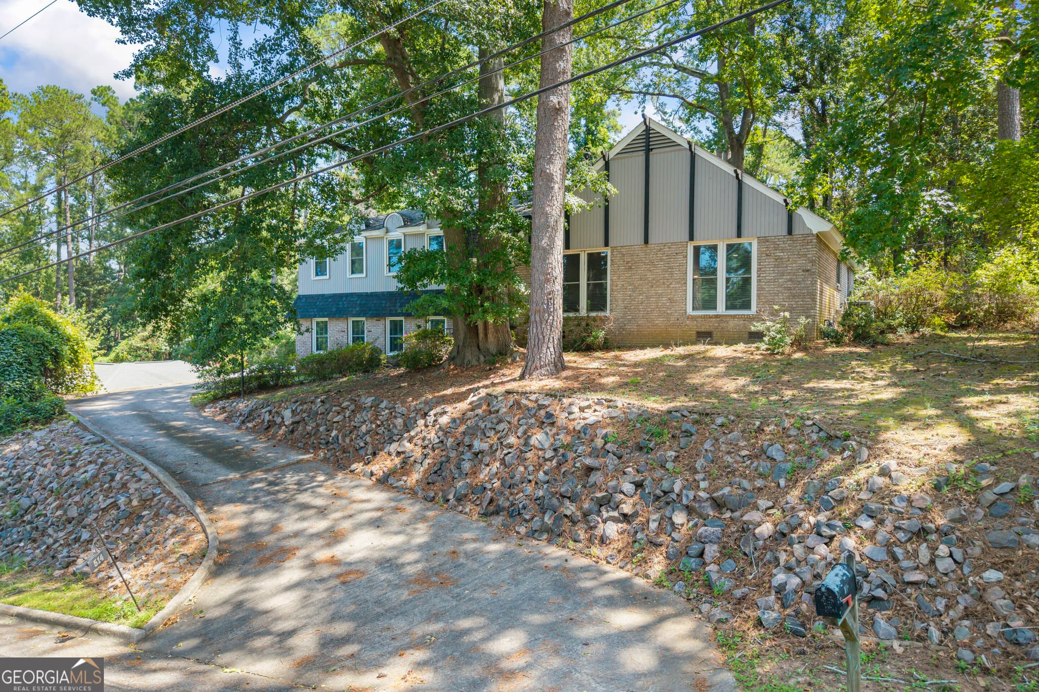 3 bedroom, 2.5 bathroom, 2,493 sq ft single family residence for sale at 514 Ashland Drive, Augusta, GA 30909 — photo 2