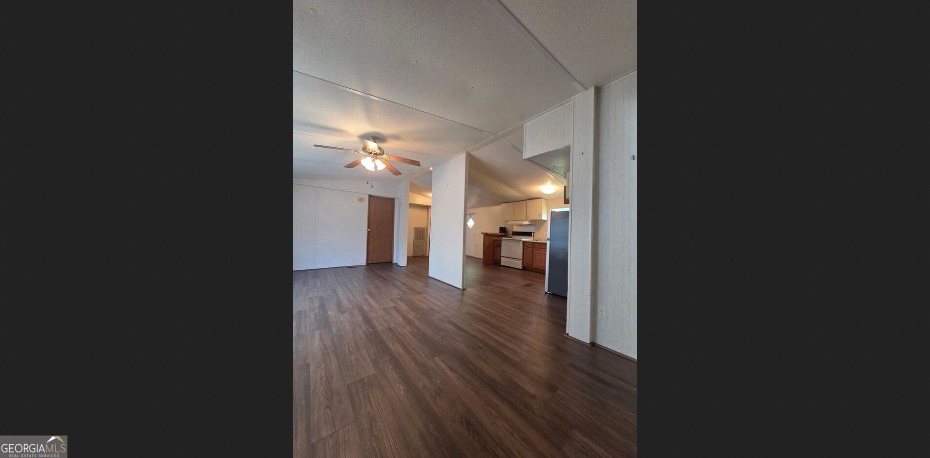 3 bedroom, 2 bathroom, 1,152 sq ft manufactured home,single family residence for rent at 1958 Miller Street, Thomaston, GA 30286 for $950 a month — photo 2