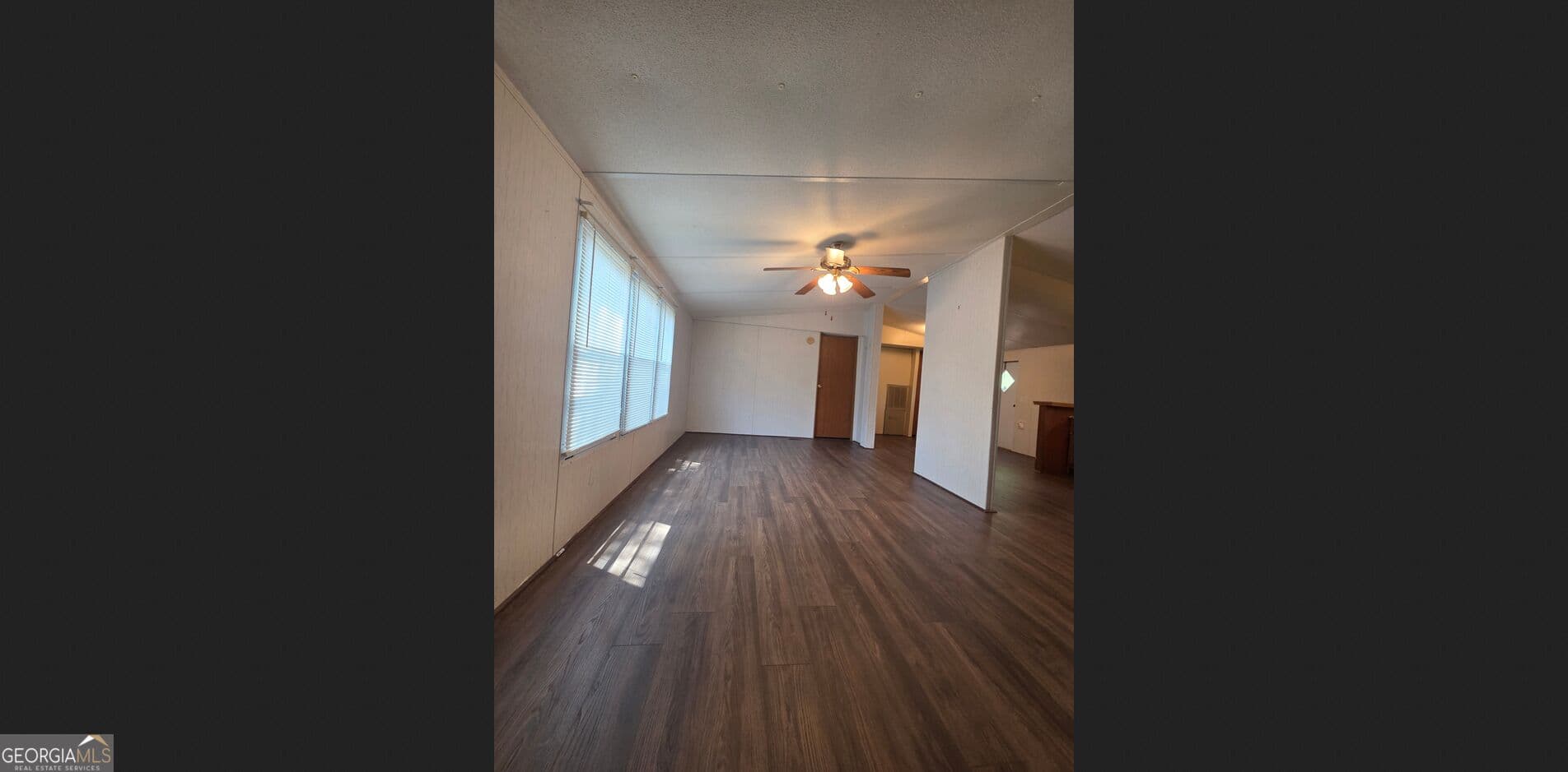 3 bedroom, 2 bathroom, 1,152 sq ft manufactured home,single family residence for rent at 1958 Miller Street, Thomaston, GA 30286 for $950 a month — photo 3