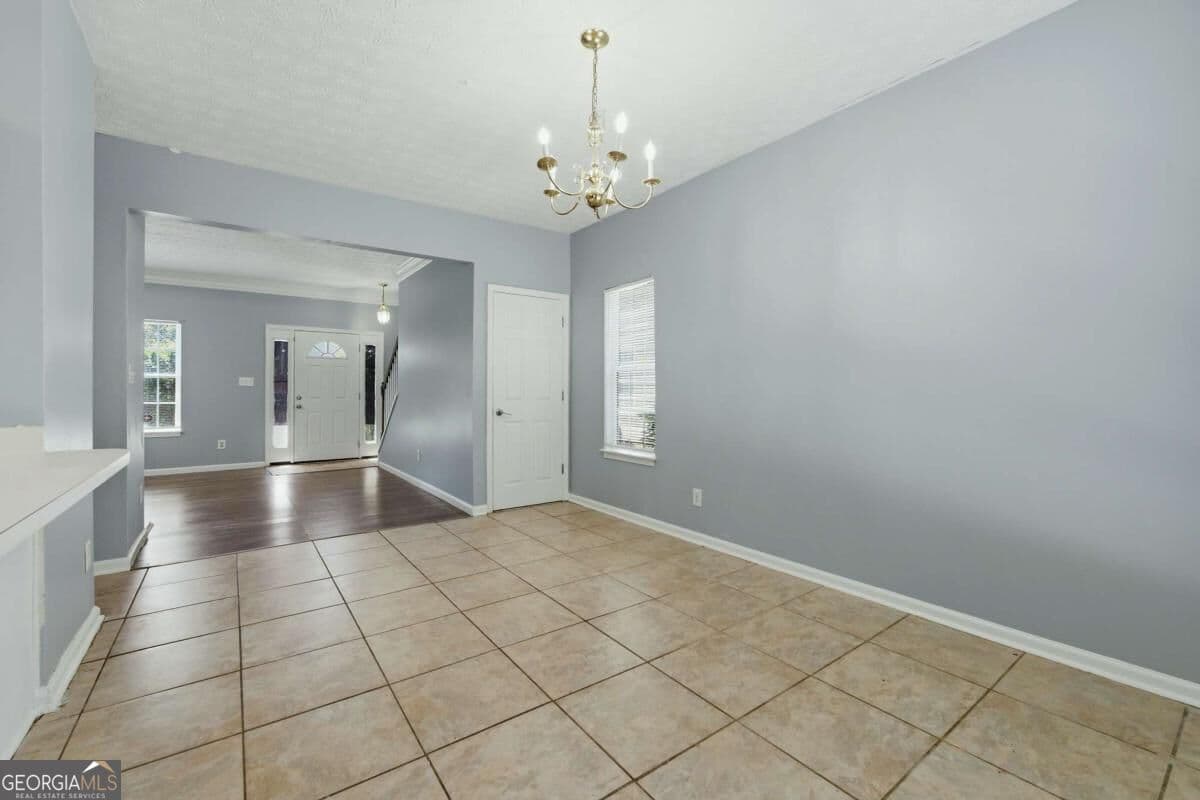 2 bedroom, 2.5 bathroom, 1,484 sq ft townhouse for sale at 2945 Falling Water Point, Atlanta, GA 30349 — photo 8