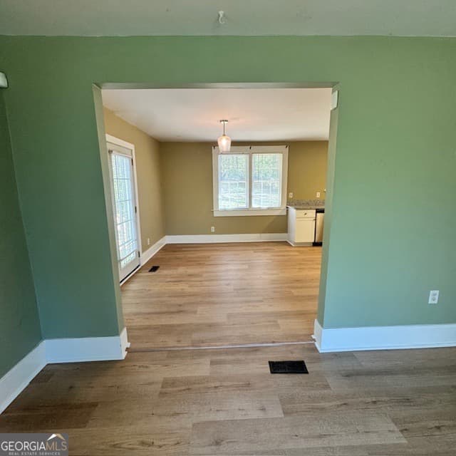 2 bedroom, 2 bathroom, 1,022 sq ft single family residence for rent at 2344 Ripplewater Drive, Atlanta, GA 30316 for $2,250 a month — photo 6