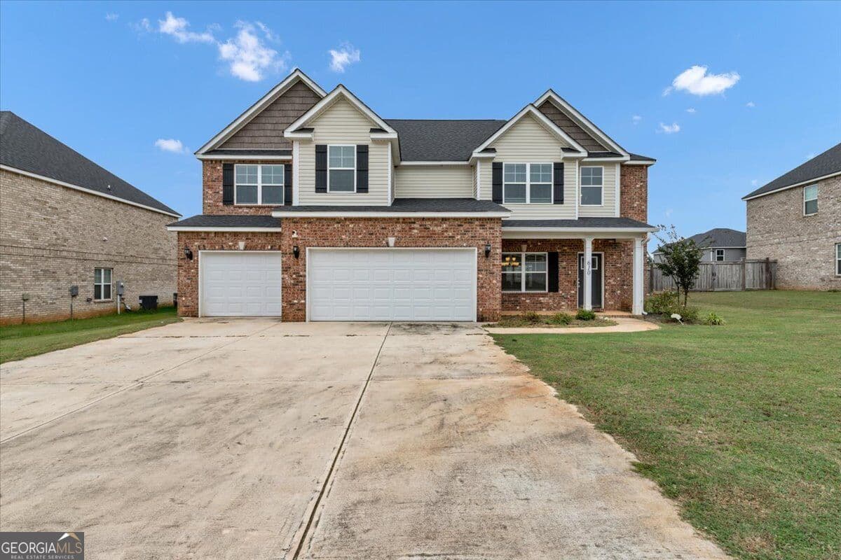 5 bedroom, 4.5 bathroom, 3,308 sq ft single family residence for sale at 610 Samantha Brooke Way, Bonaire, GA 31005 — photo 3