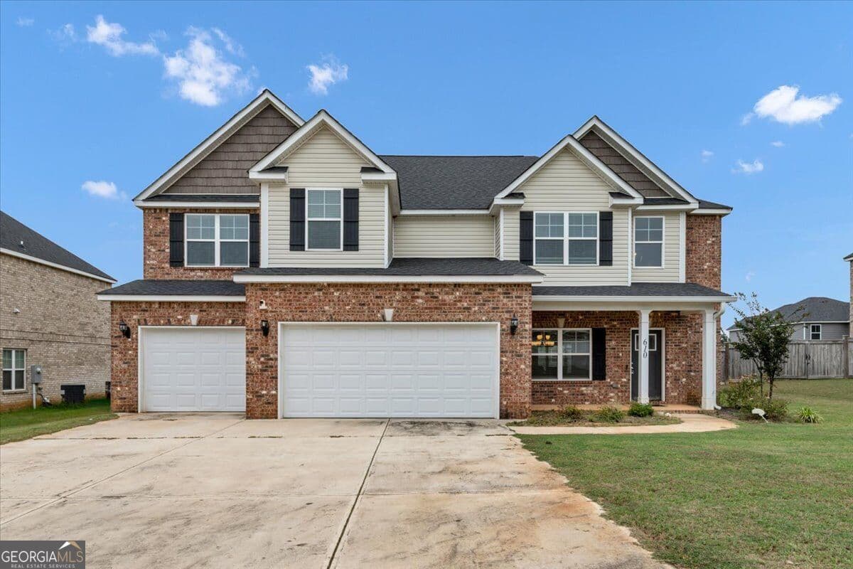 5 bedroom, 4.5 bathroom, 3,308 sq ft single family residence for sale at 610 Samantha Brooke Way, Bonaire, GA 31005 — photo 1 of 69