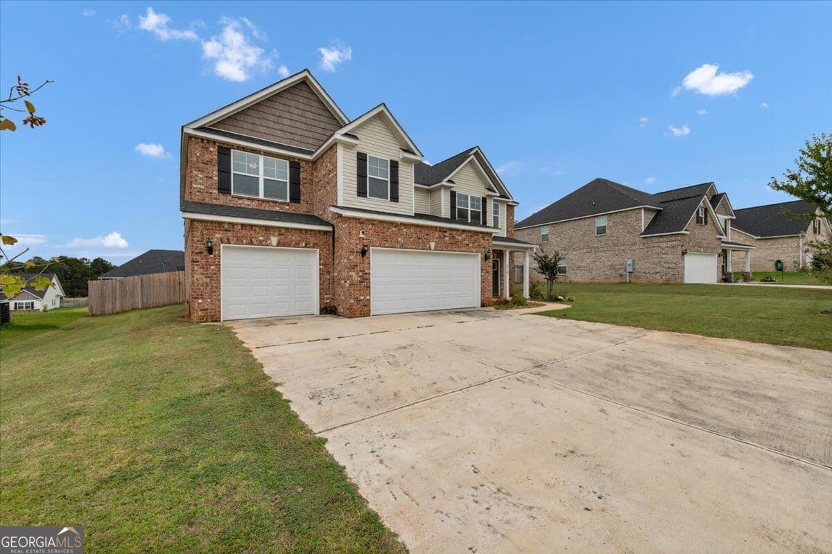 5 bedroom, 4.5 bathroom, 3,308 sq ft single family residence for sale at 610 Samantha Brooke Way, Bonaire, GA 31005 — photo 5