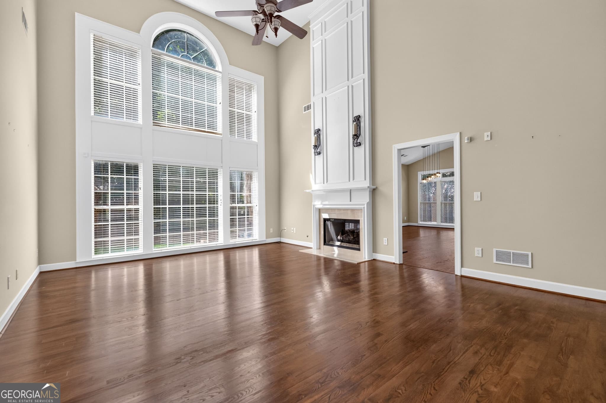 4 bedroom, 3.5 bathroom, 2,747 sq ft single family residence for rent at 7670 Bellemont Ridge, Johns Creek, GA 30097 for $3,200 a month — photo 7