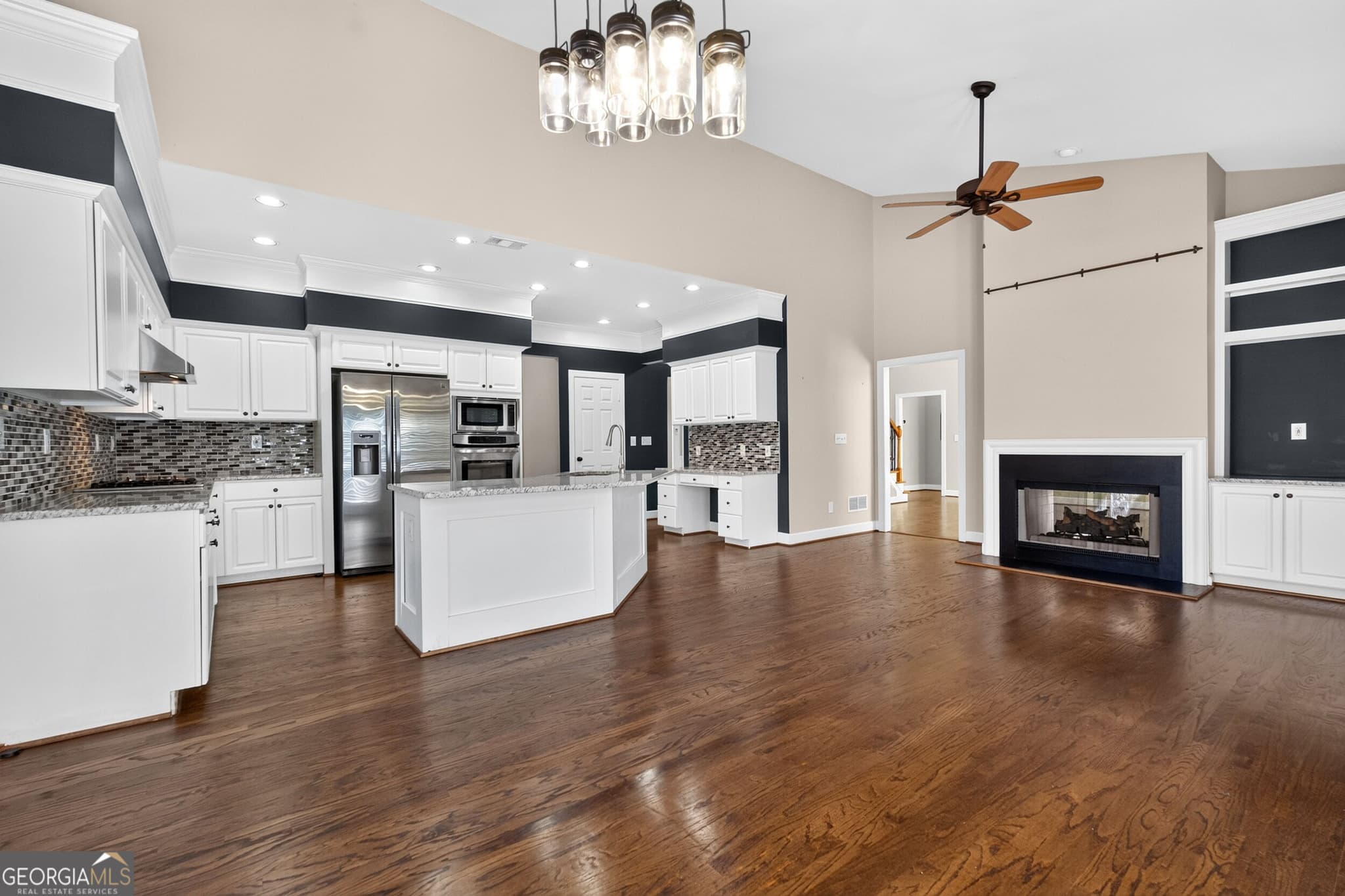 4 bedroom, 3.5 bathroom, 2,747 sq ft single family residence for rent at 7670 Bellemont Ridge, Johns Creek, GA 30097 for $3,200 a month — photo 4