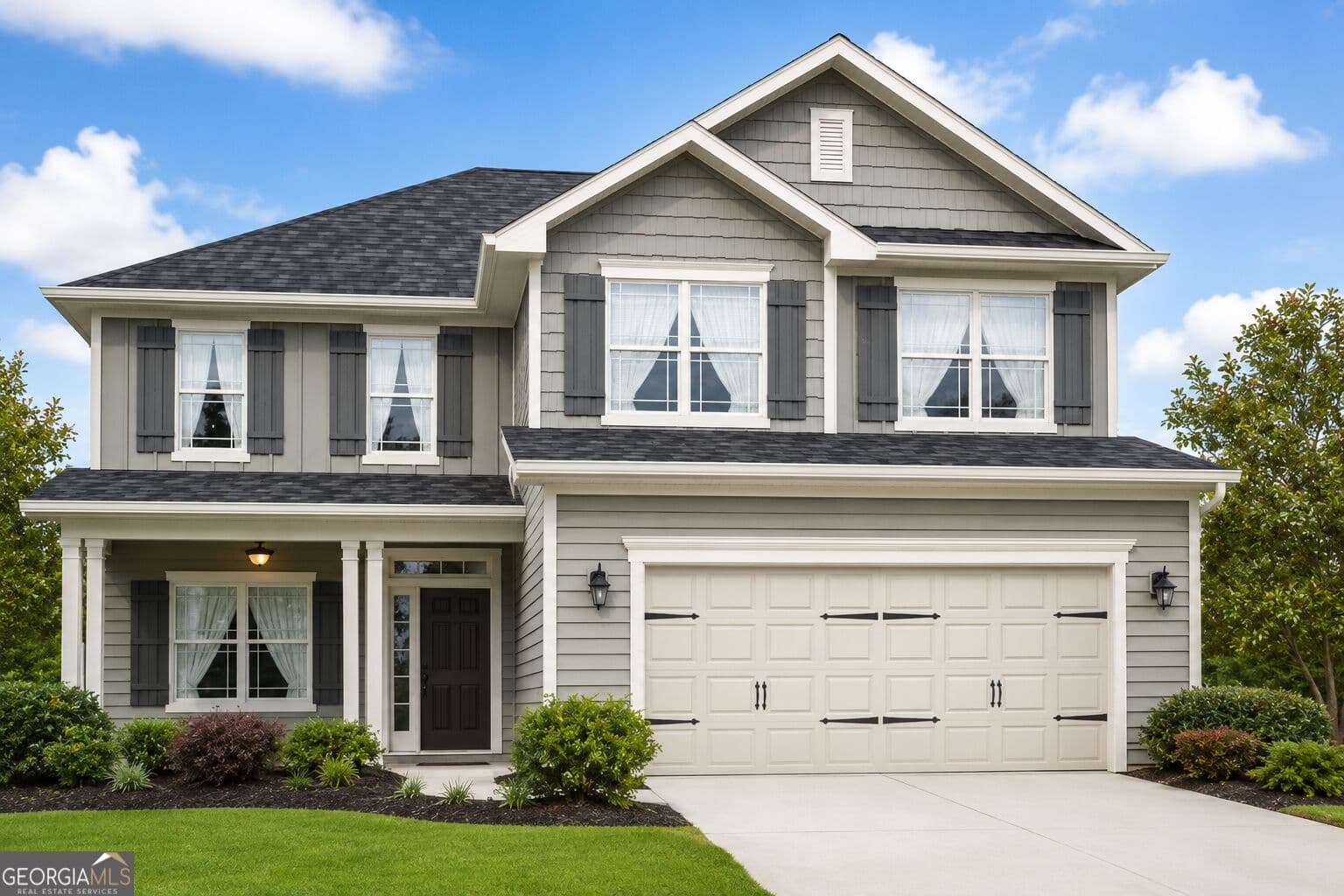 5 bedroom, 3.5 bathroom, 2,628 sq ft single family residence for sale at 223 Great Waters Lane, Macon, GA 31220
