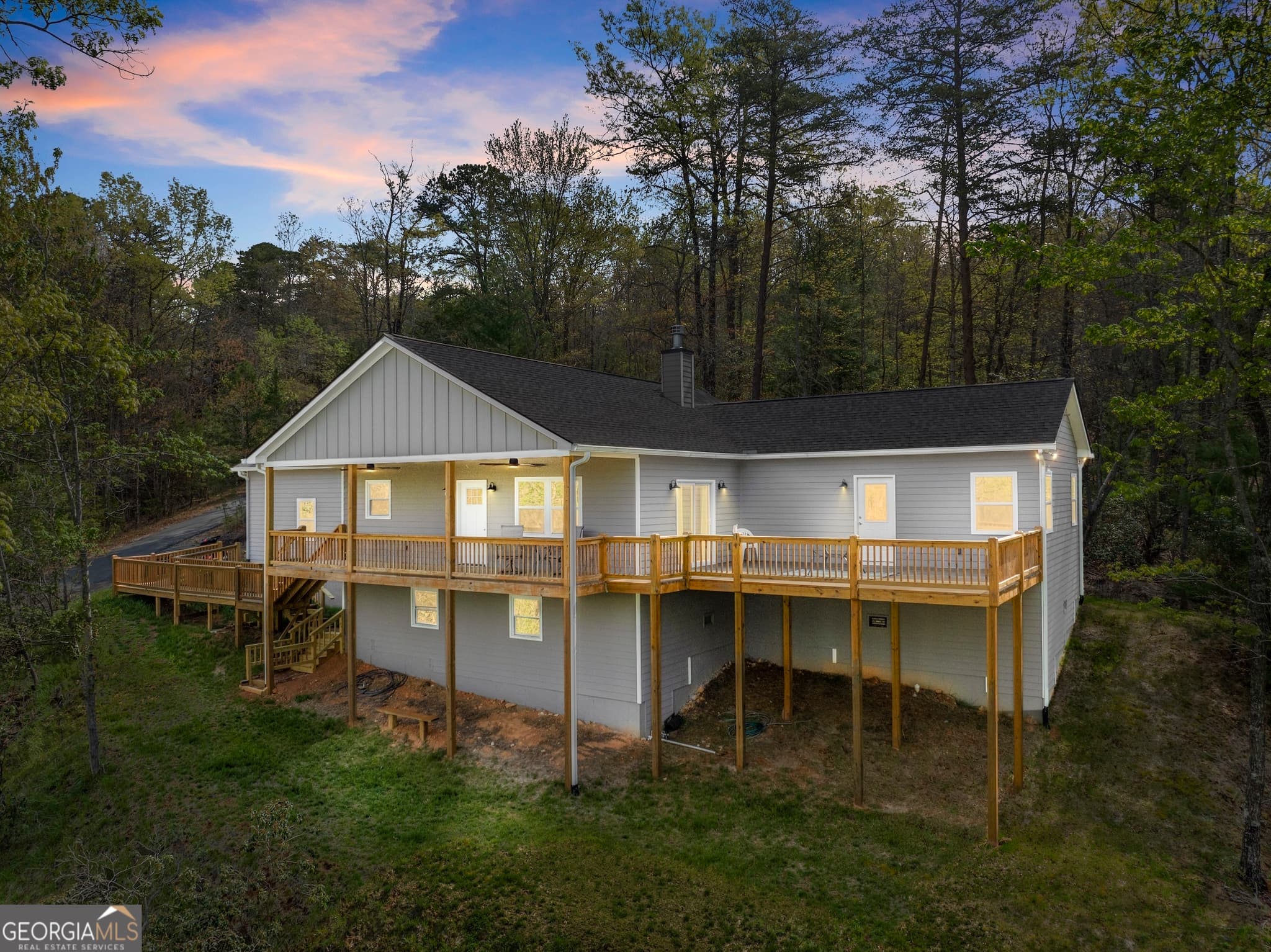 3 bedroom, 2.5 bathroom, 2,000 sq ft single family residence for sale at 527 Abby Lane, Clayton, GA 30525 — photo 2