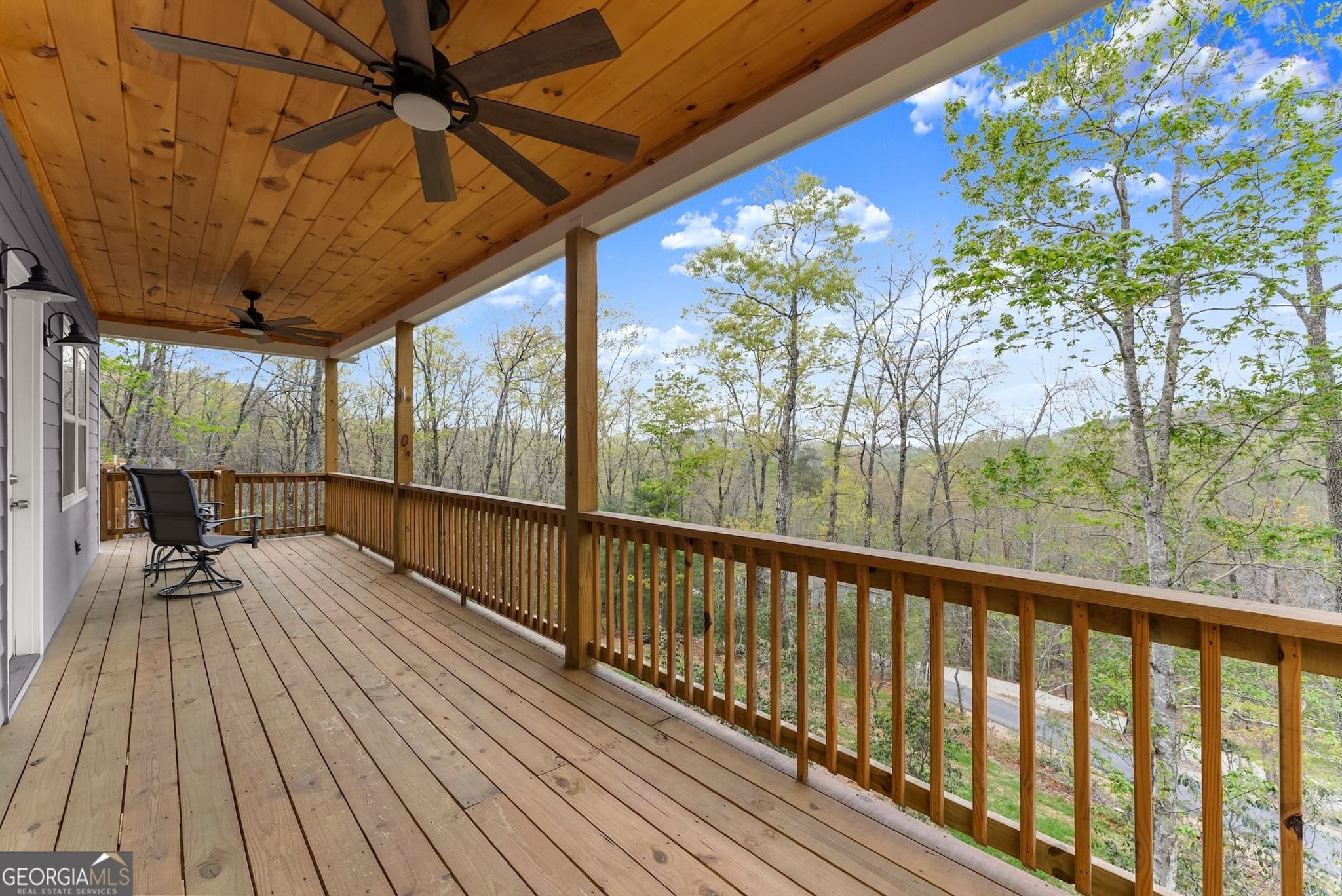 3 bedroom, 2.5 bathroom, 2,000 sq ft single family residence for sale at 527 Abby Lane, Clayton, GA 30525 — photo 5