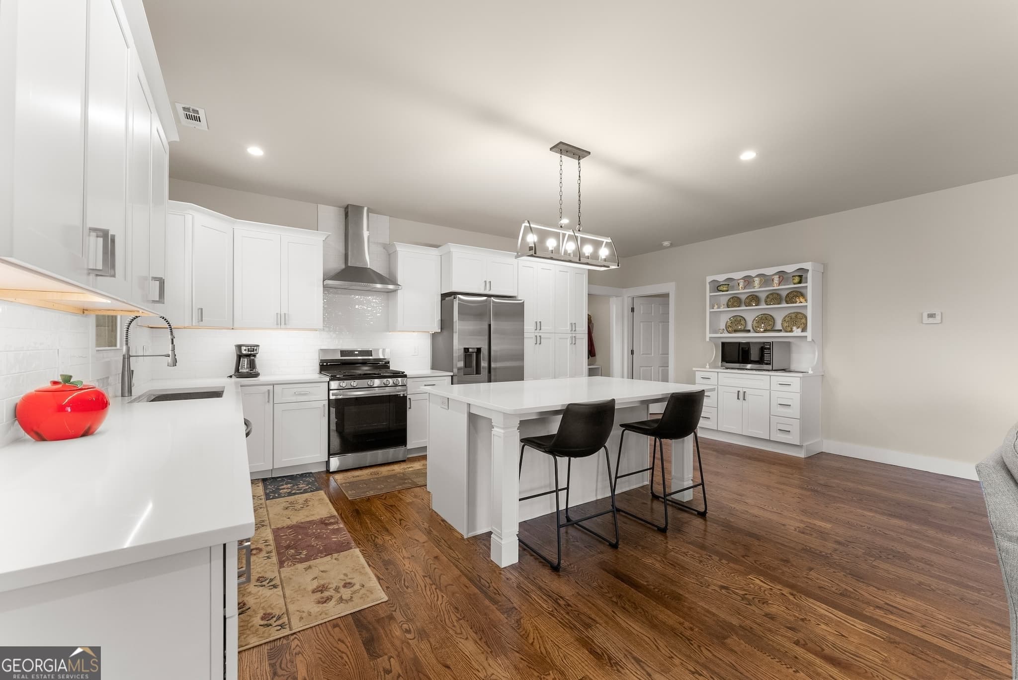 3 bedroom, 2.5 bathroom, 2,000 sq ft single family residence for sale at 527 Abby Lane, Clayton, GA 30525 — photo 8