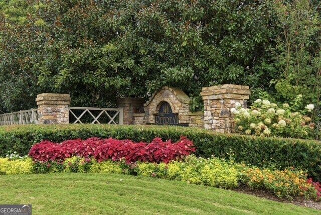 5 bedroom, 3.5 bathroom, 3,662 sq ft single family residence for sale at 5738 Vinings Retreat Way, Mableton, GA 30126 — photo 4