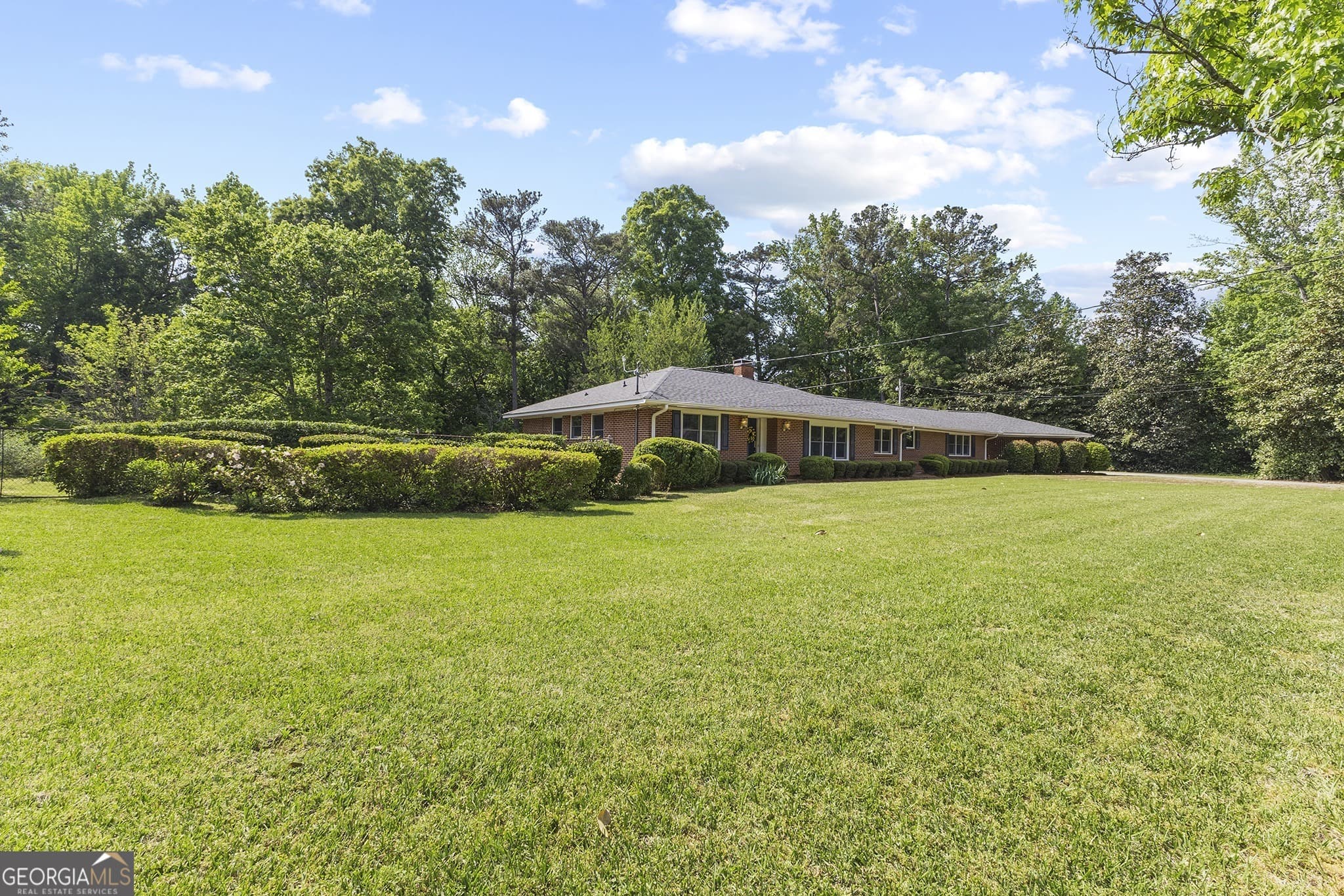 4 bedroom, 5.5 bathroom, 4,049 sq ft single family residence for sale at 308 Cherokee Road, Thomaston, GA 30286
