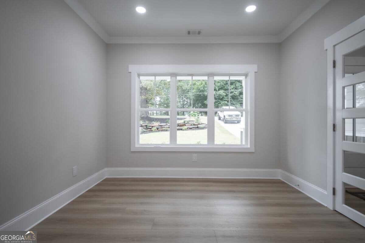 4 bedroom, 3.5 bathroom, 2,600 sq ft single family residence for sale at 2309 Monroe Jersey Road, Monroe, GA 30655 — photo 4
