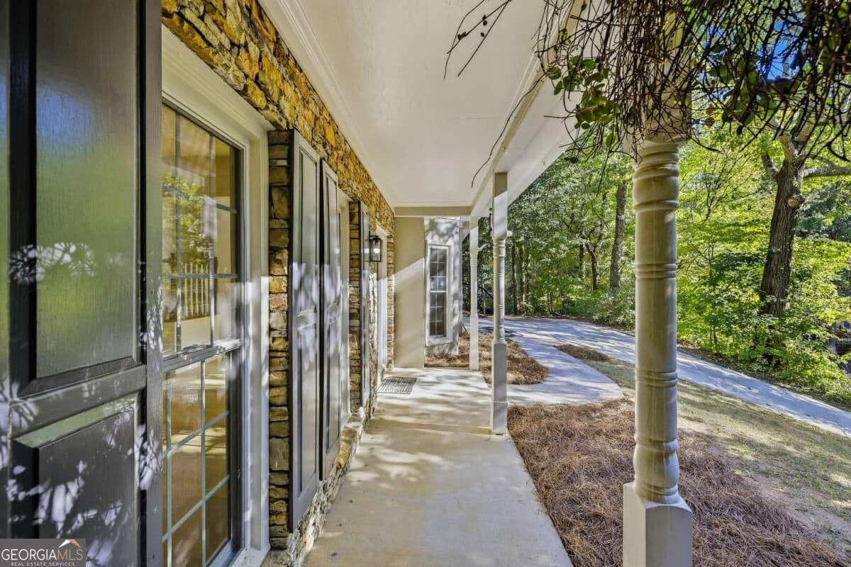 4 bedroom, 2.5 bathroom, 2,171 sq ft single family residence for sale at 1315 Tuxedo Court, Lawrenceville, GA 30043 — photo 6