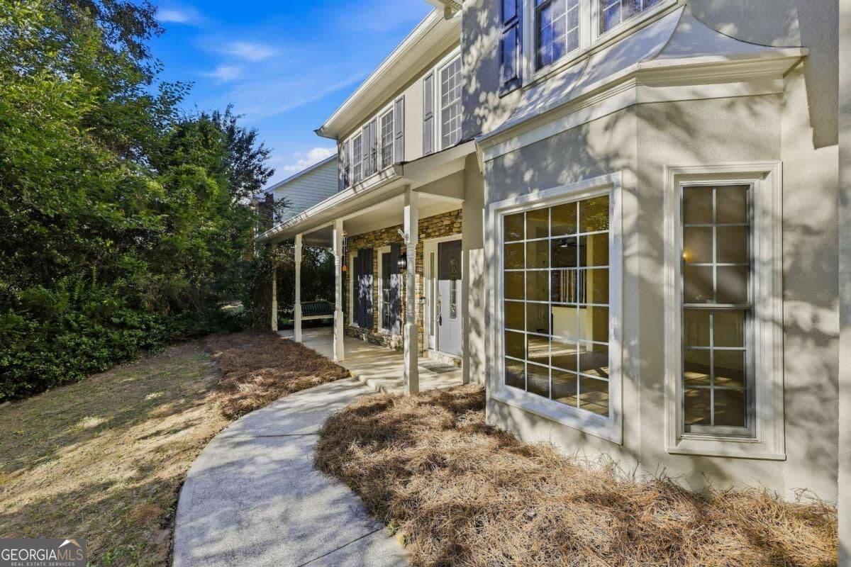 4 bedroom, 2.5 bathroom, 2,171 sq ft single family residence for sale at 1315 Tuxedo Court, Lawrenceville, GA 30043 — photo 5