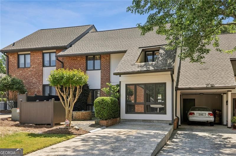 4 bedroom, 3 bathroom, 2,458 sq ft townhouse sold at 3226 Clairmont North, Brookhaven, GA 30329
