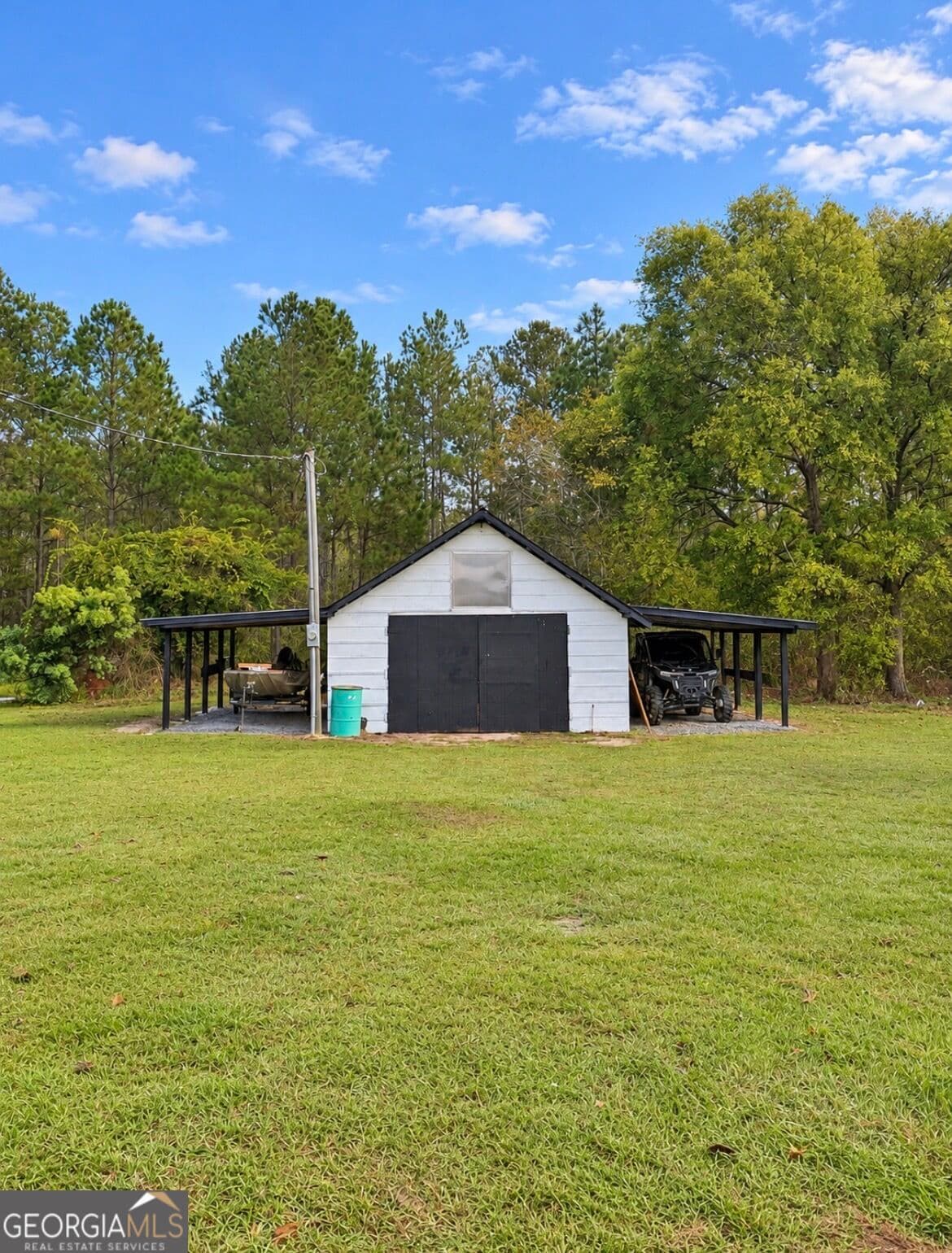 3 bedroom, 2 bathroom, 1,314 sq ft single family residence for sale at 10240 HWY 129, Abbeville, GA 31001 — photo 3