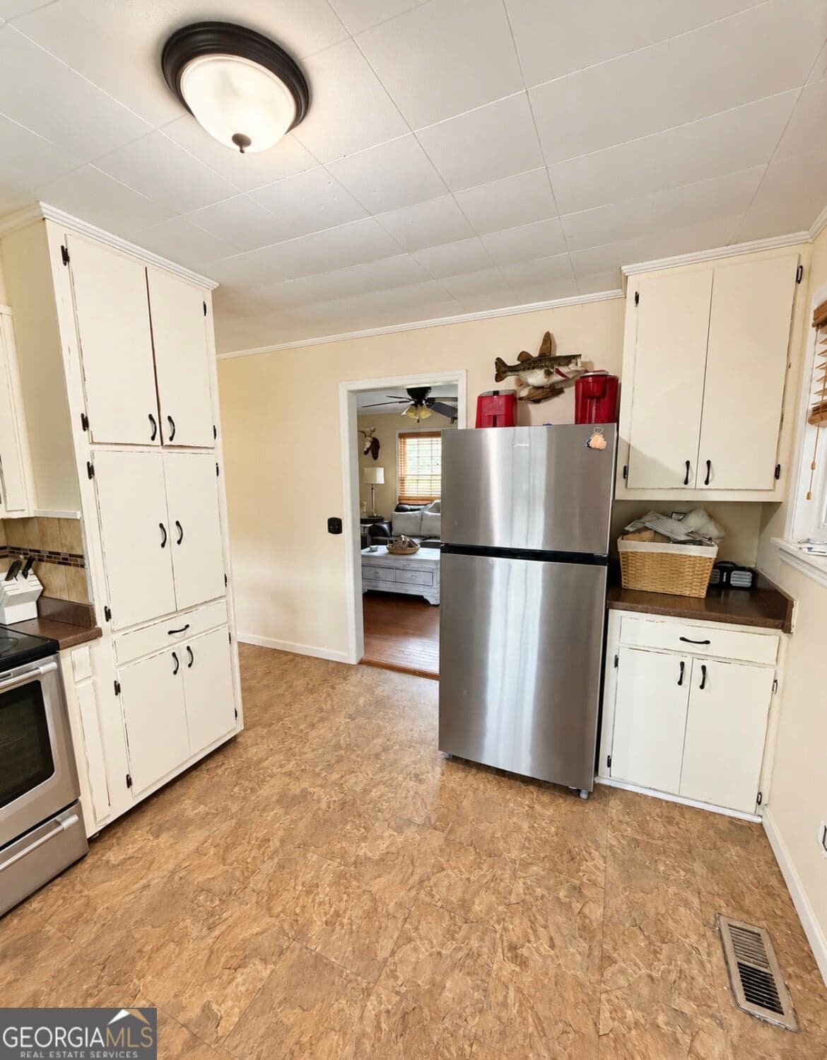 3 bedroom, 2 bathroom, 1,314 sq ft single family residence for sale at 10240 HWY 129, Abbeville, GA 31001 — photo 10