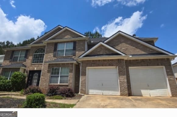 5 bedroom, 3 bathroom, 3,584 sq ft single family residence for sale at 215 Gunnison Place, South Fulton, GA 30331 — photo 1 of 8