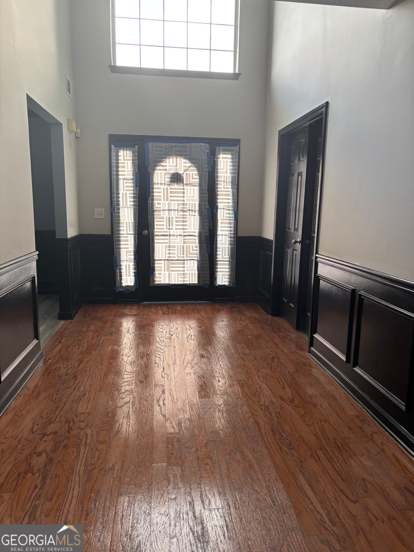 5 bedroom, 3 bathroom, 3,584 sq ft single family residence for sale at 215 Gunnison Place, South Fulton, GA 30331 — photo 4
