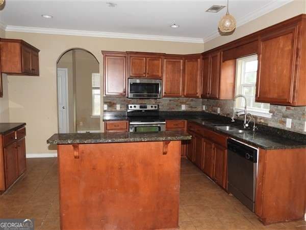 4 bedroom, 2.5 bathroom, 2,997 sq ft single family residence for sale at 532 Mustang Lane, Ludowici, GA 31316 — photo 6