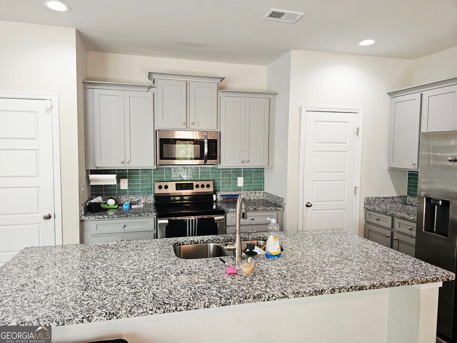 4 bedroom, 2.5 bathroom, 1,830 sq ft single family residence for sale at 1148 Burgundy Drive, Griffin, GA 30223 — photo 5