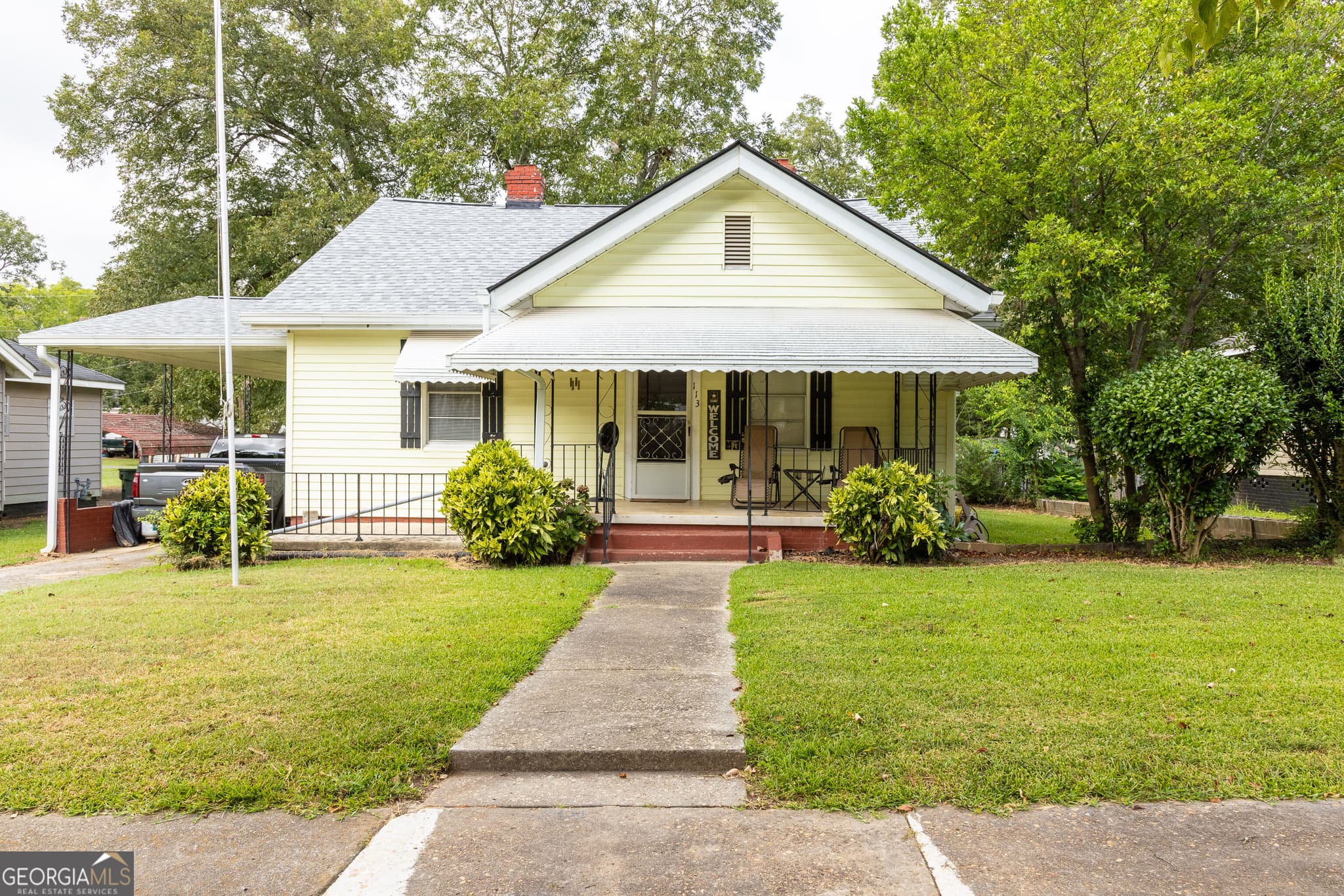 2 bedroom, 1 bathroom, 1,152 sq ft single family residence for sale at 113 O Street, Thomaston, GA 30286