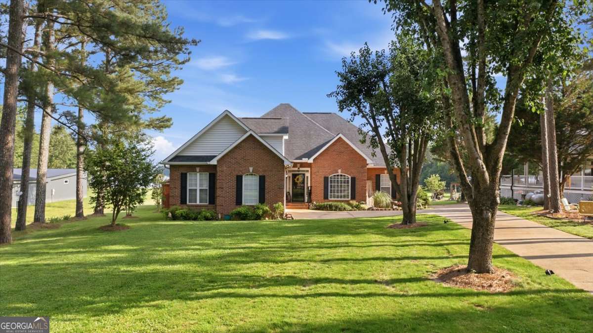 5 bedroom, 3 bathroom, 3,214 sq ft single family residence for sale at 1590 County Road 136, Cedar Bluff, AL 35959 — photo 5