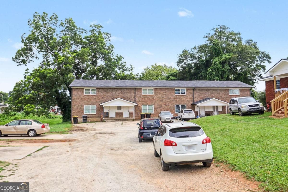multi family,quadruplex for sale at 22 Pratt Street, Newnan, GA 30263 — photo 4