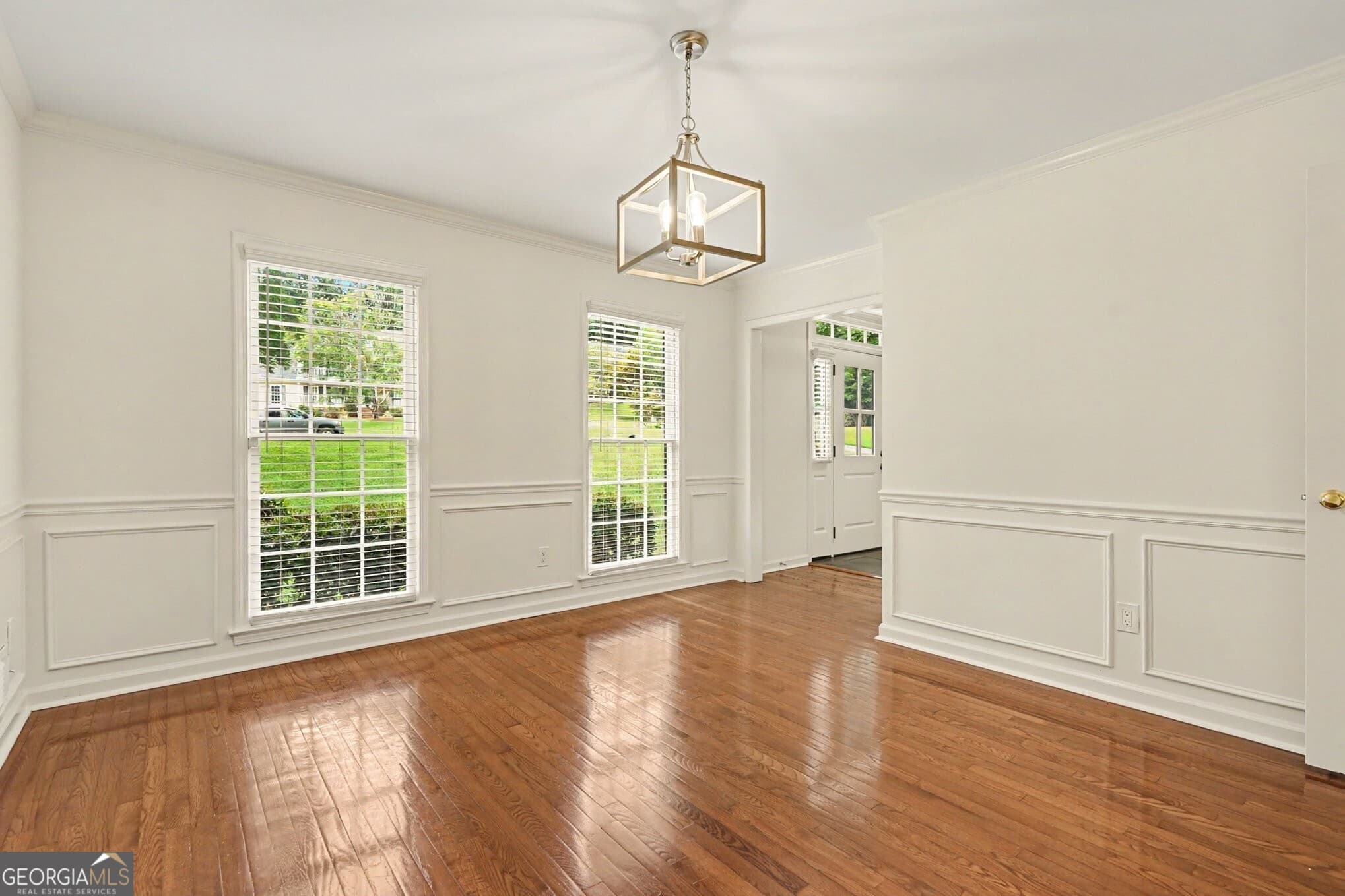 4 bedroom, 2.5 bathroom, 2,997 sq ft single family residence for sale at 3611 Preston Court, Lilburn, GA 30047 — photo 8