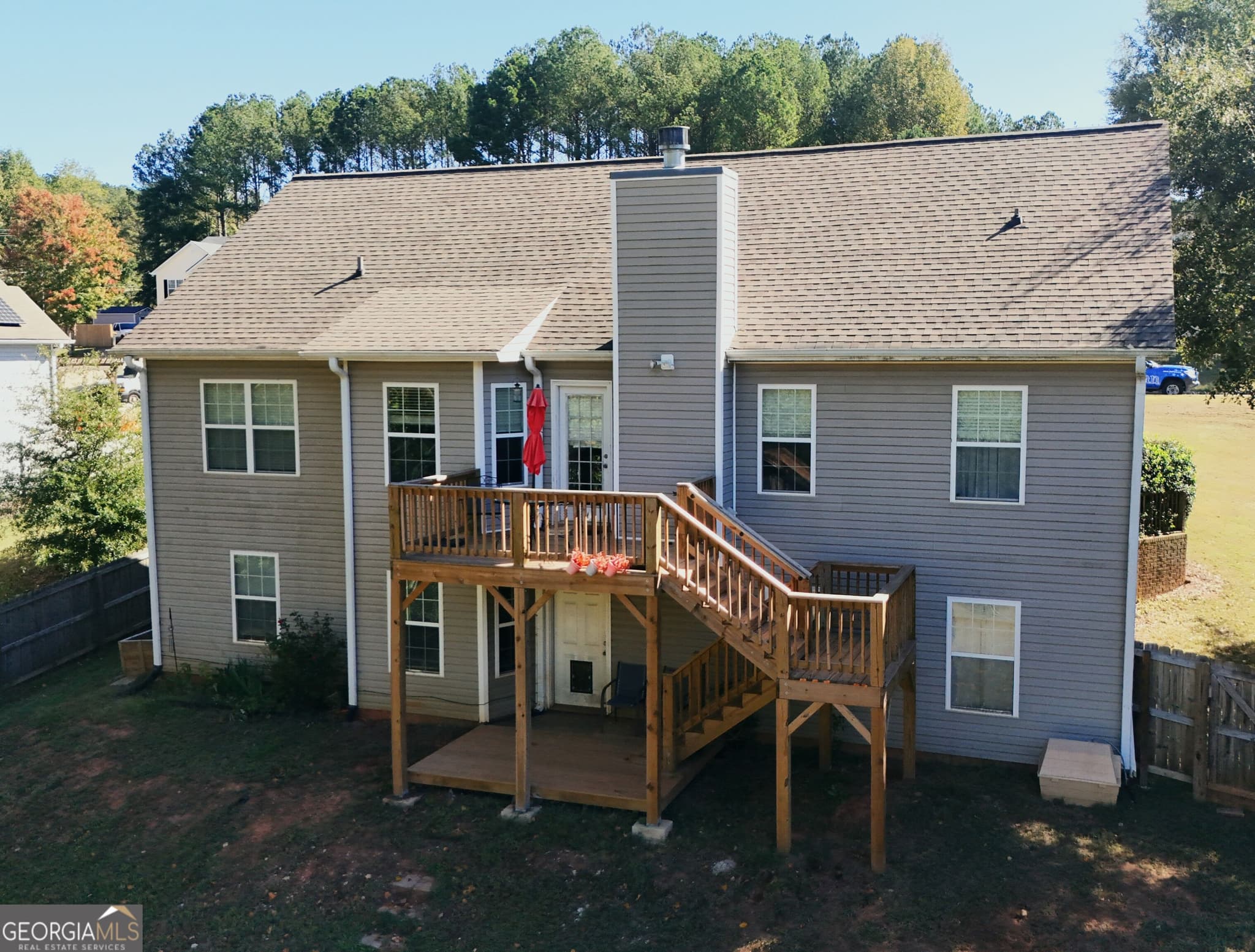 3 bedroom, 3 bathroom, 3,056 sq ft single family residence for sale at 209 Clearwater Drive, Monroe, GA 30655 — photo 2