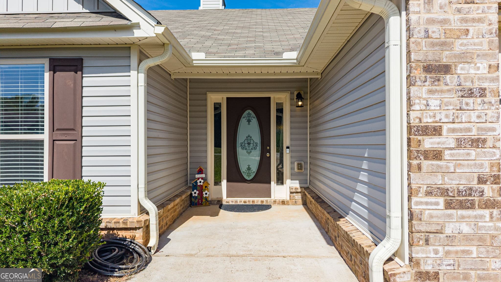 4 bedroom, 2.5 bathroom, 2,292 sq ft single family residence for sale at 198 White Circle, Winterville, GA 30683 — photo 4