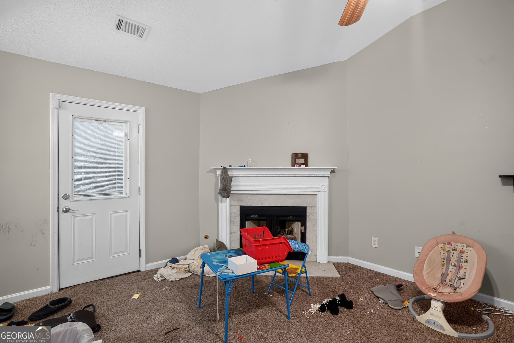3 bedroom, 2 bathroom, 1,252 sq ft single family residence for sale at 3050 Regal Drive, Mcdonough, GA 30253 — photo 3