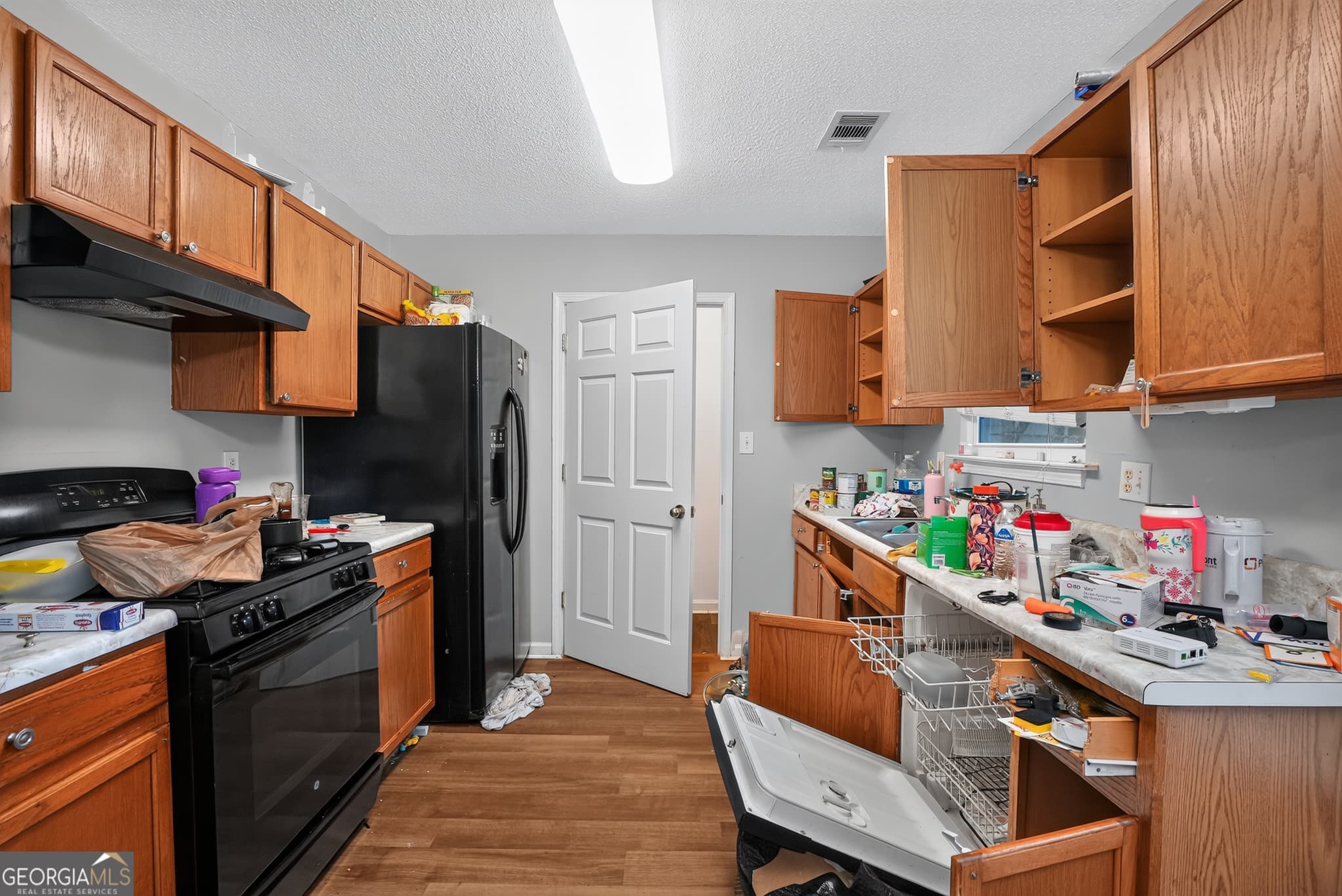 3 bedroom, 2 bathroom, 1,252 sq ft single family residence for sale at 3050 Regal Drive, Mcdonough, GA 30253 — photo 5