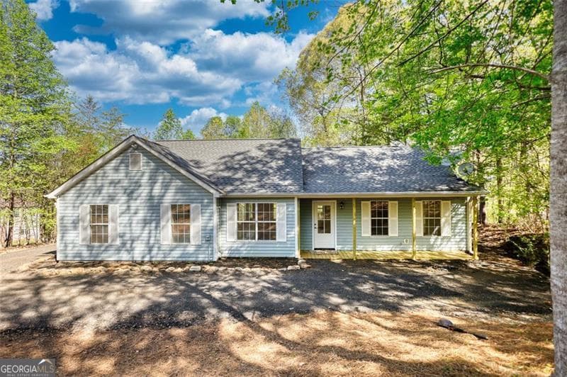 3 bedroom, 2 bathroom, 1,456 sq ft single family residence sold at 479 Lakeview Drive, Dahlonega, GA 30533