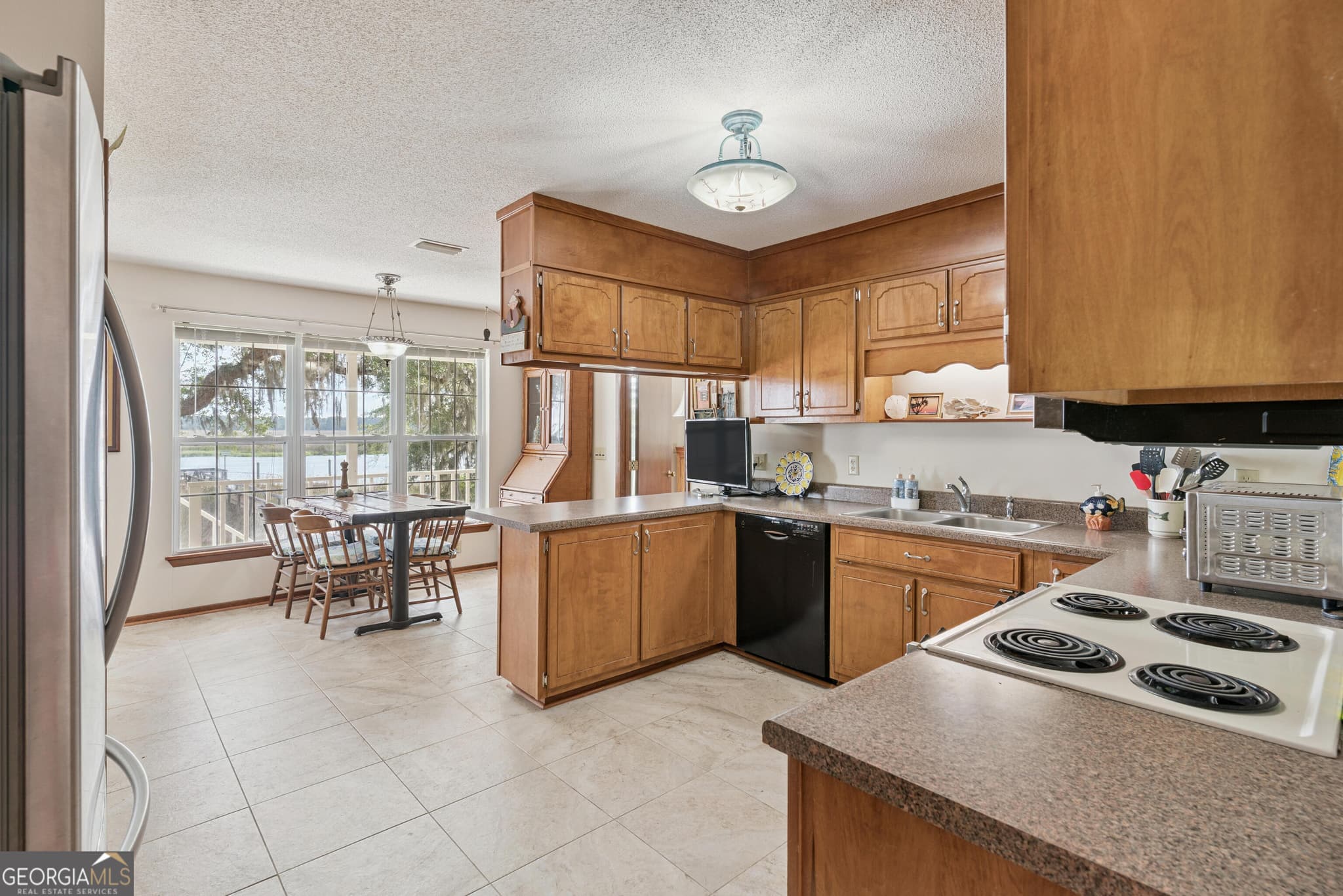 3 bedroom, 2.5 bathroom, 3,420 sq ft single family residence for sale at 70 Deer Lane, White Oak, GA 31568 — photo 10