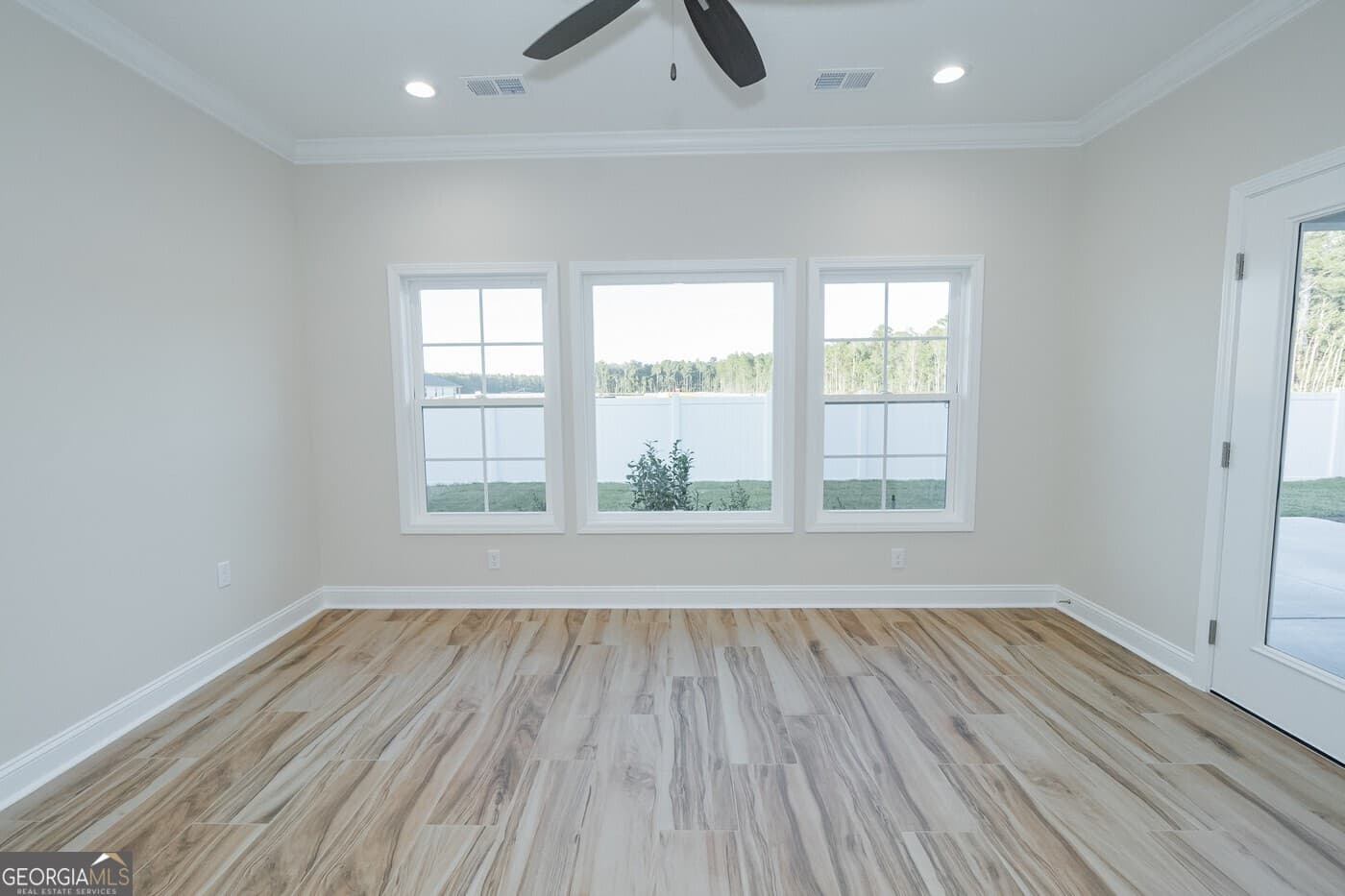 3 bedroom, 2 bathroom, 1,876 sq ft single family residence for sale at 210 The Villas Way, Kingsland, GA 31548 — photo 10