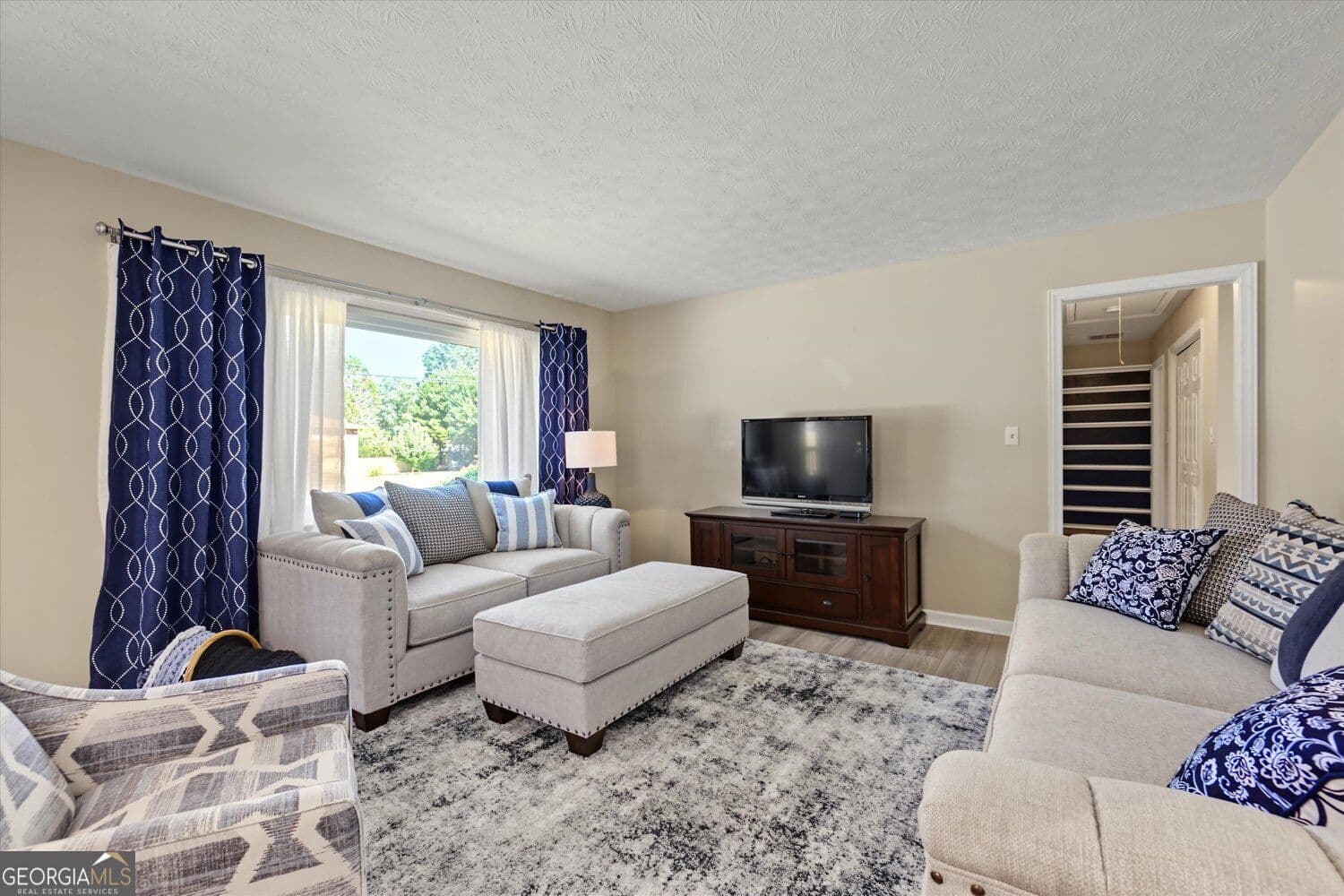 3 bedroom, 2 bathroom, 1,248 sq ft single family residence for sale at 2275 Hurt Road, Marietta, GA 30008 — photo 7