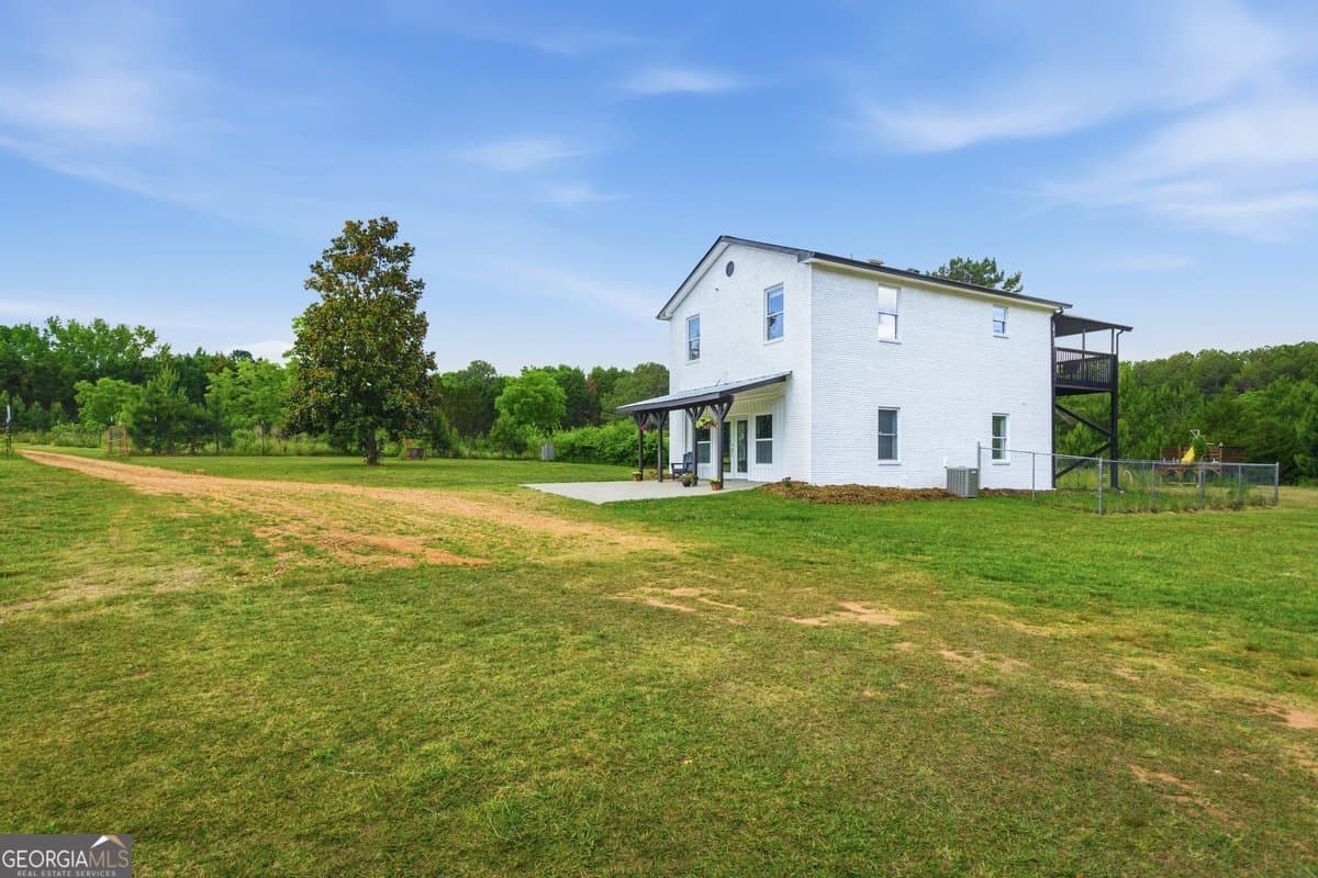 3 bedroom, 2 bathroom, 1,750 sq ft single family residence for sale at 1465 Thurston Snow Road, Good Hope, GA 30641 — photo 6